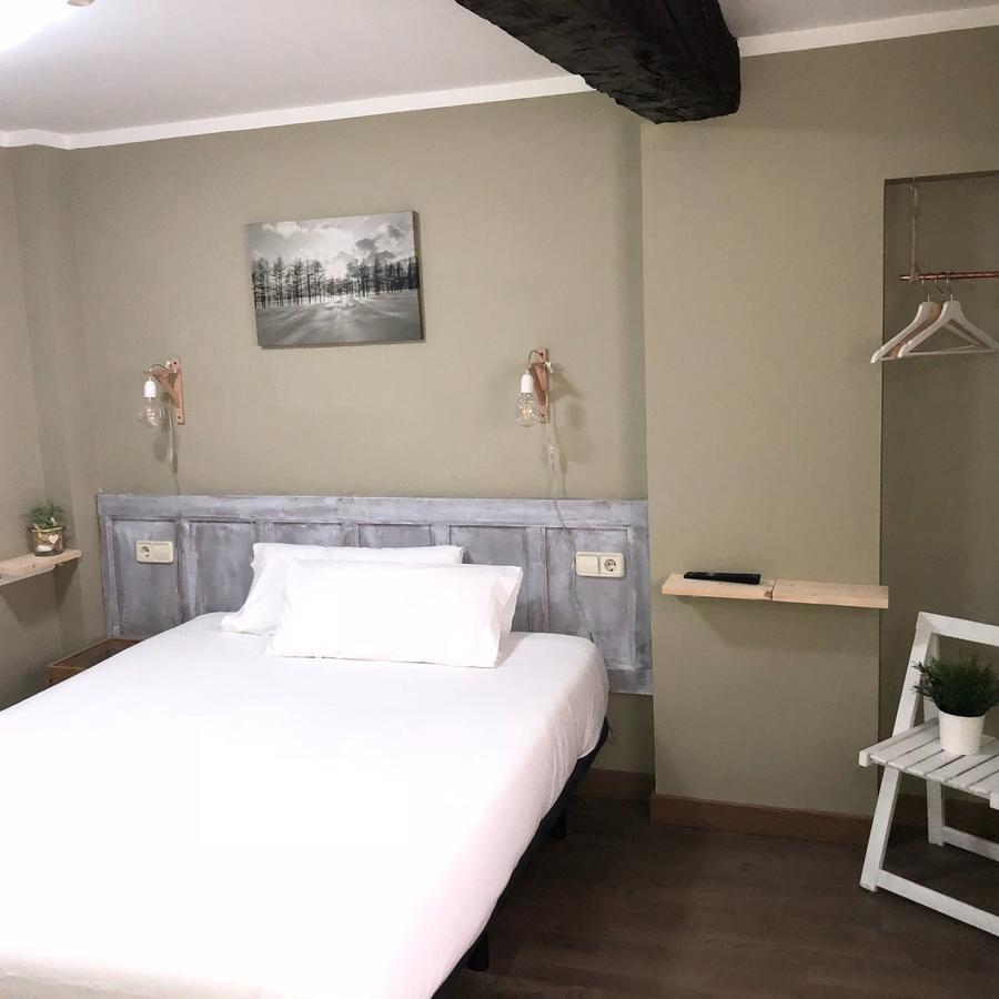 El Camino Urban Rooms Pamplona Eksteriør bilde