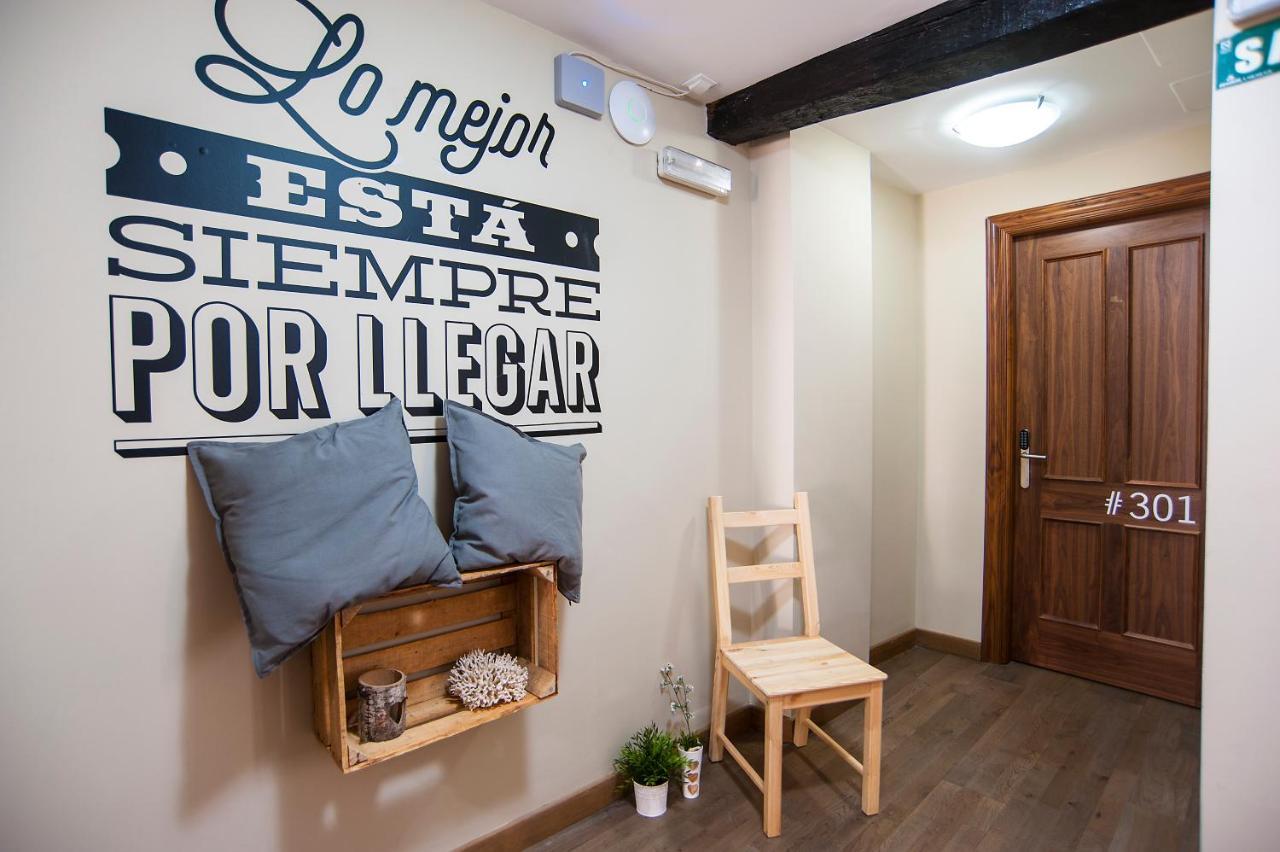 El Camino Urban Rooms Pamplona Eksteriør bilde