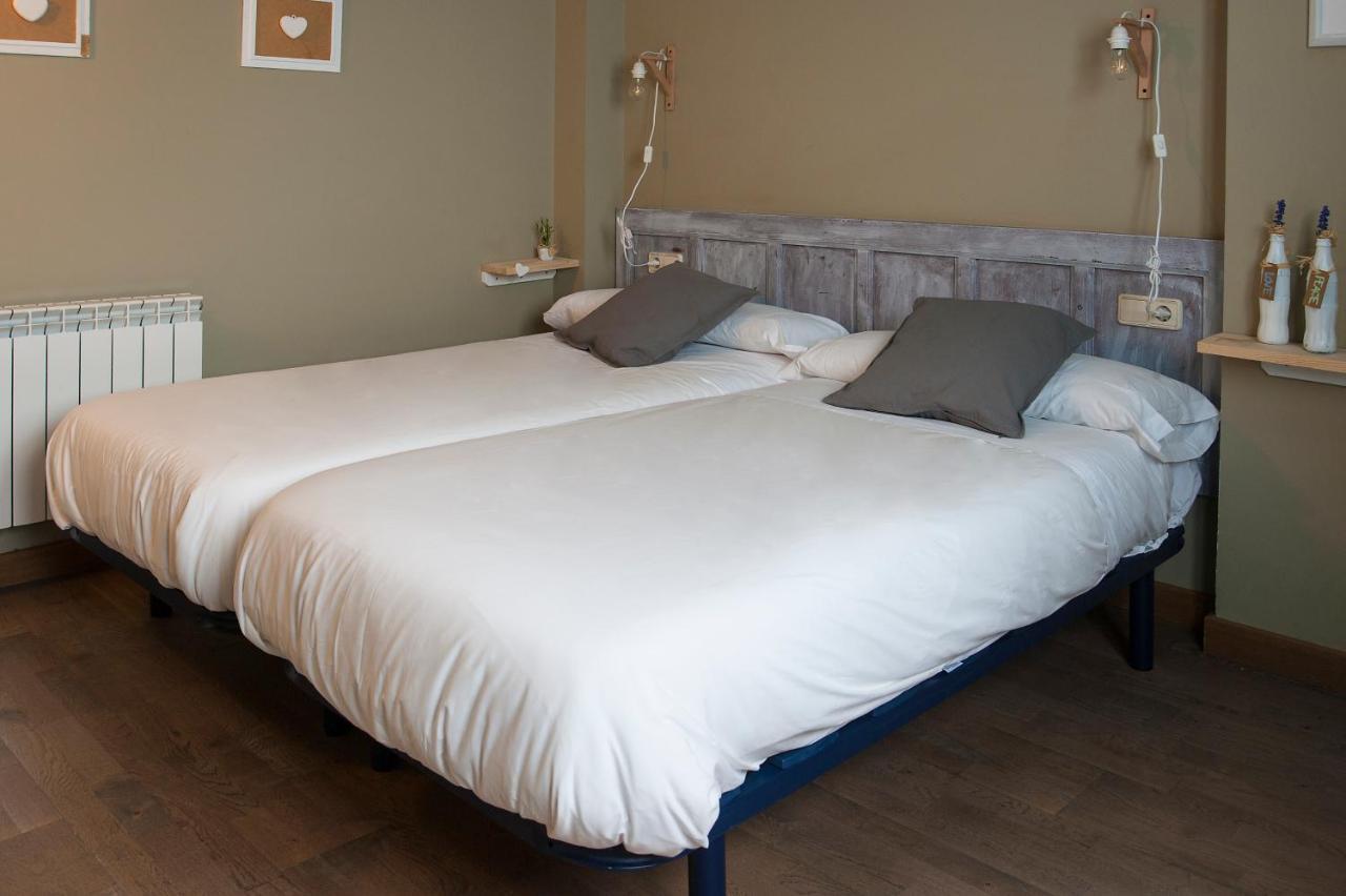 El Camino Urban Rooms Pamplona Eksteriør bilde