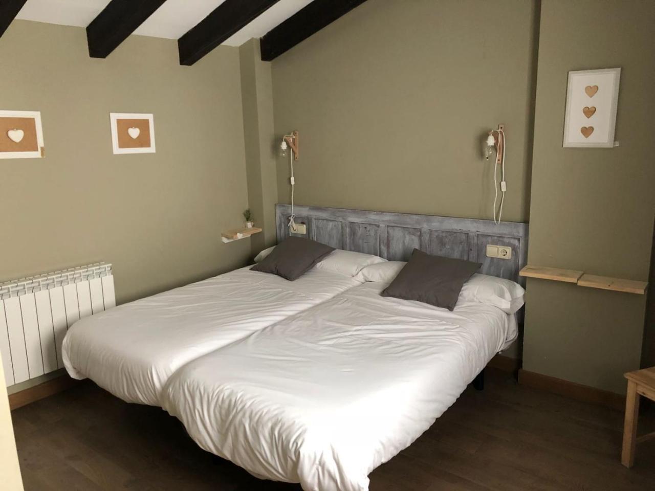 El Camino Urban Rooms Pamplona Eksteriør bilde