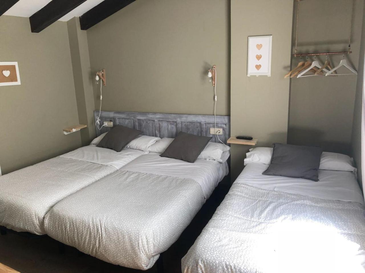 El Camino Urban Rooms Pamplona Eksteriør bilde